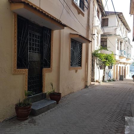 Mombasa Comfort House, Old Town Exterior photo