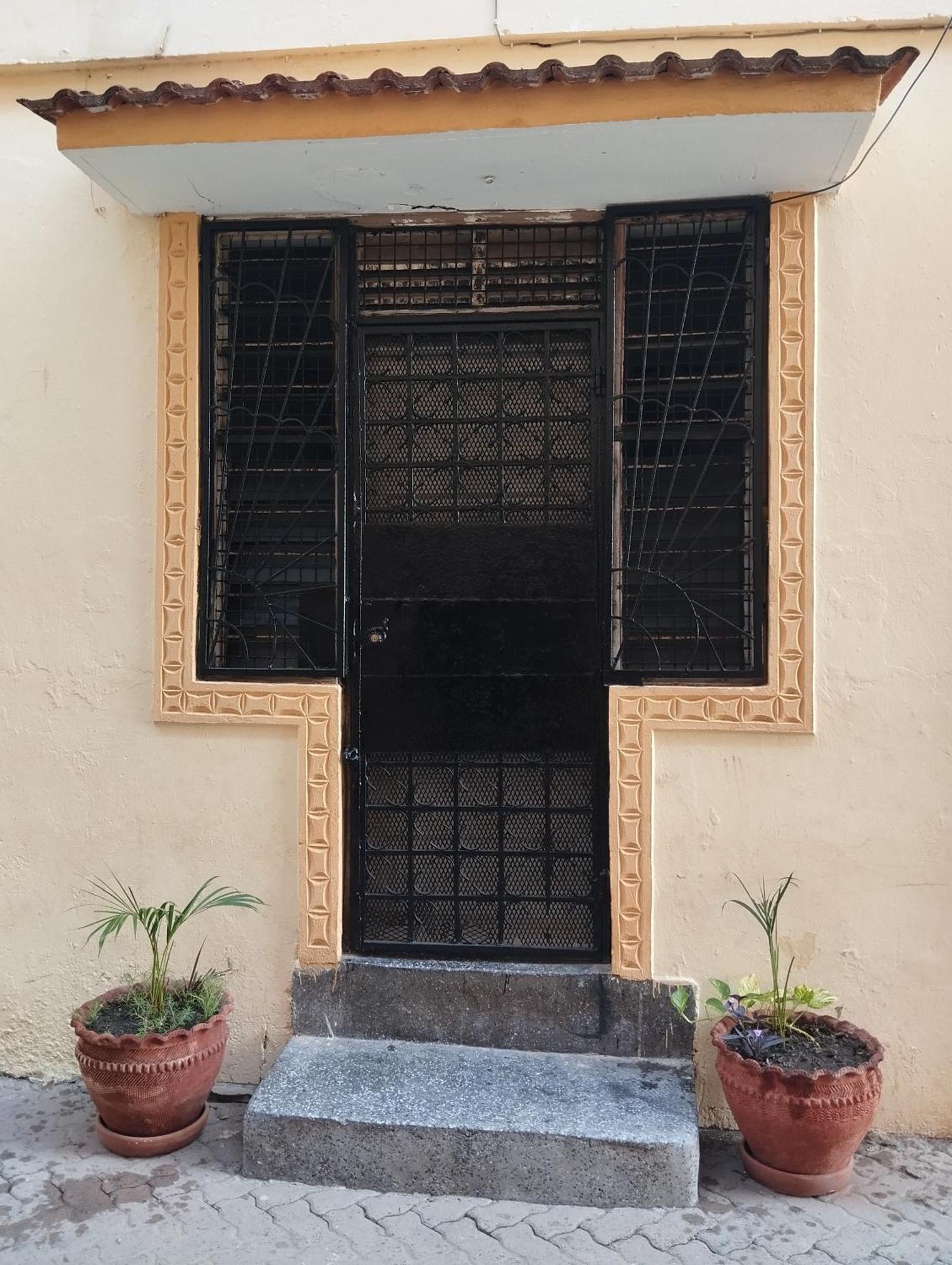 Mombasa Comfort House, Old Town Exterior photo